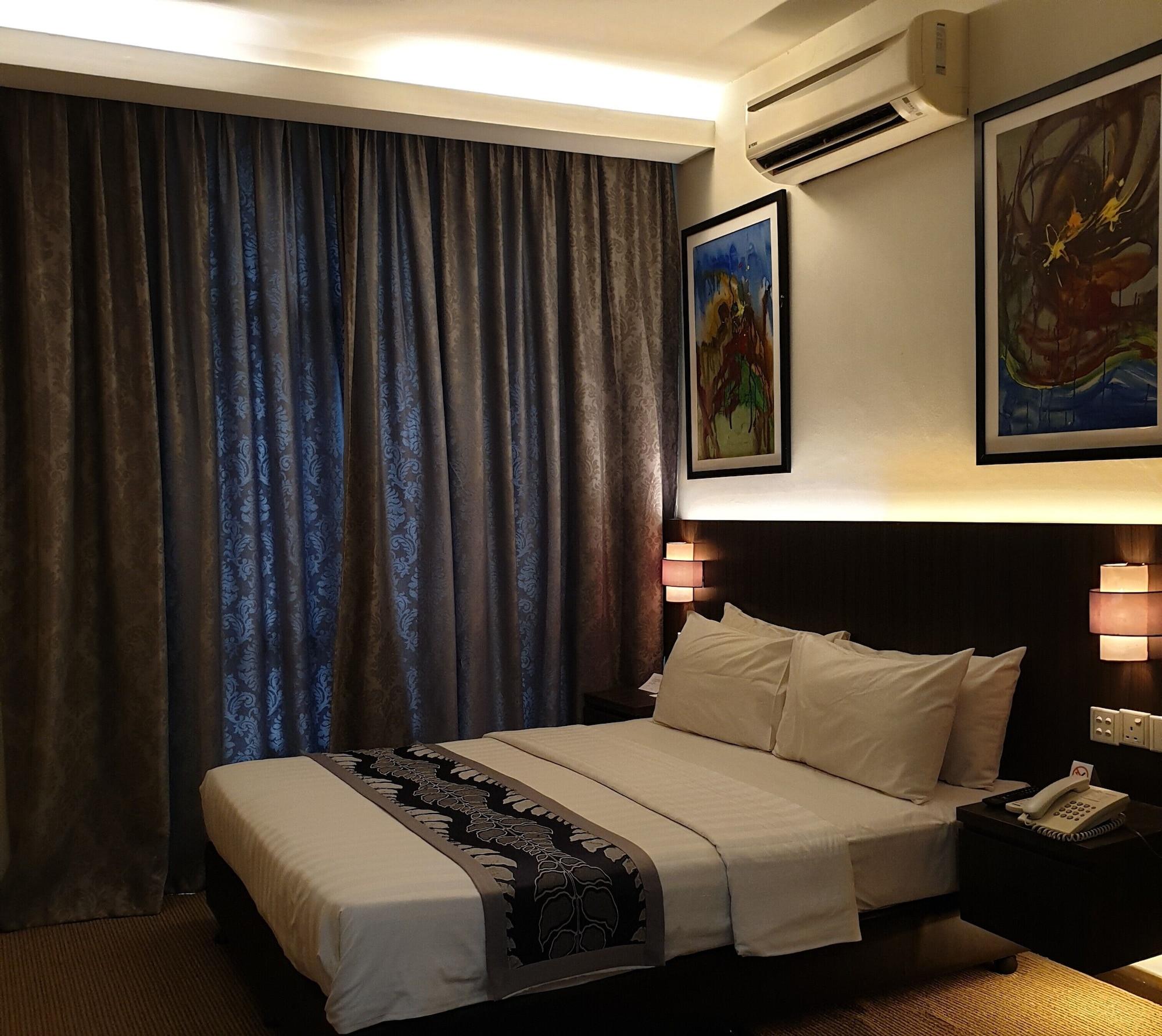 Holiday Villa Hotel & Suites Kota Bharu - Wakaf Che Yeh, Night Market Exterior foto