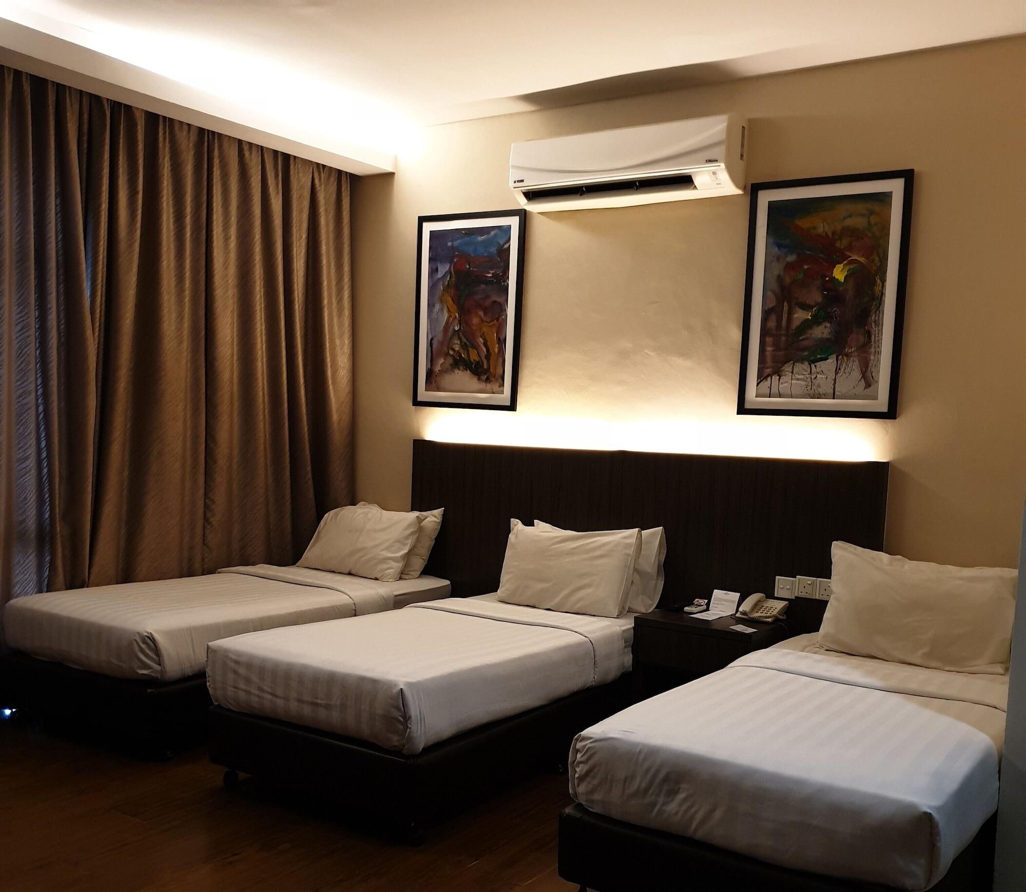 Holiday Villa Hotel & Suites Kota Bharu - Wakaf Che Yeh, Night Market Exterior foto